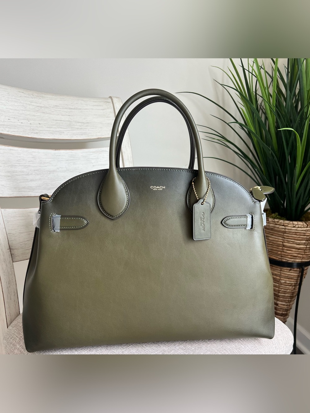 COACH Soft Empire Carryall Olive 40 bag